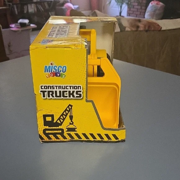 Trac Yellow Construction Loader Toy with Movable Parts - Picture 2 of 4